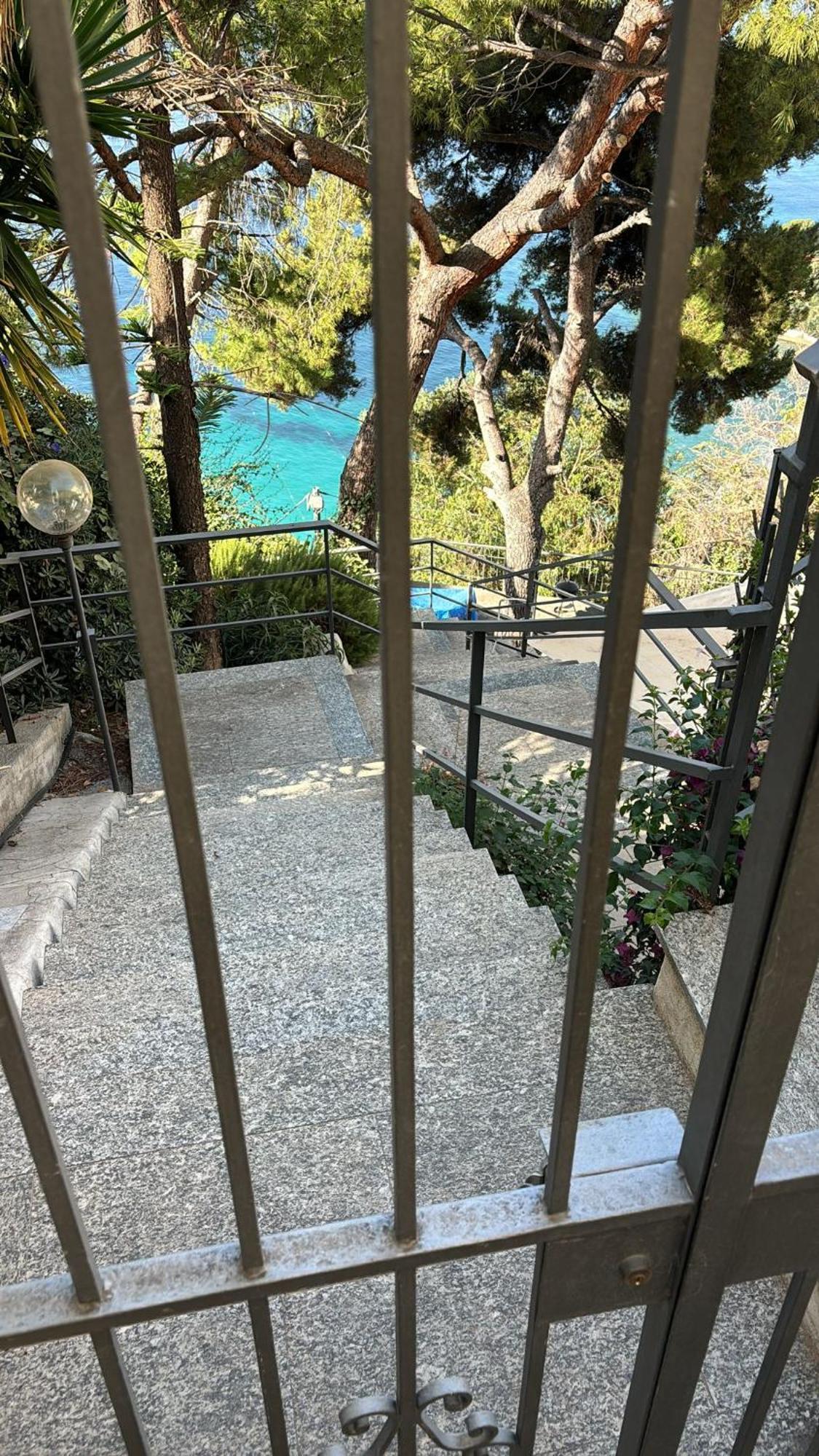Appartamento Casa Grimaldi - Terrace & Sea View Ventimiglia Esterno foto