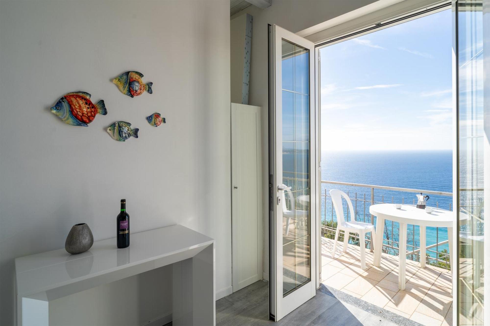 Appartamento Casa Grimaldi - Terrace & Sea View Ventimiglia Esterno foto