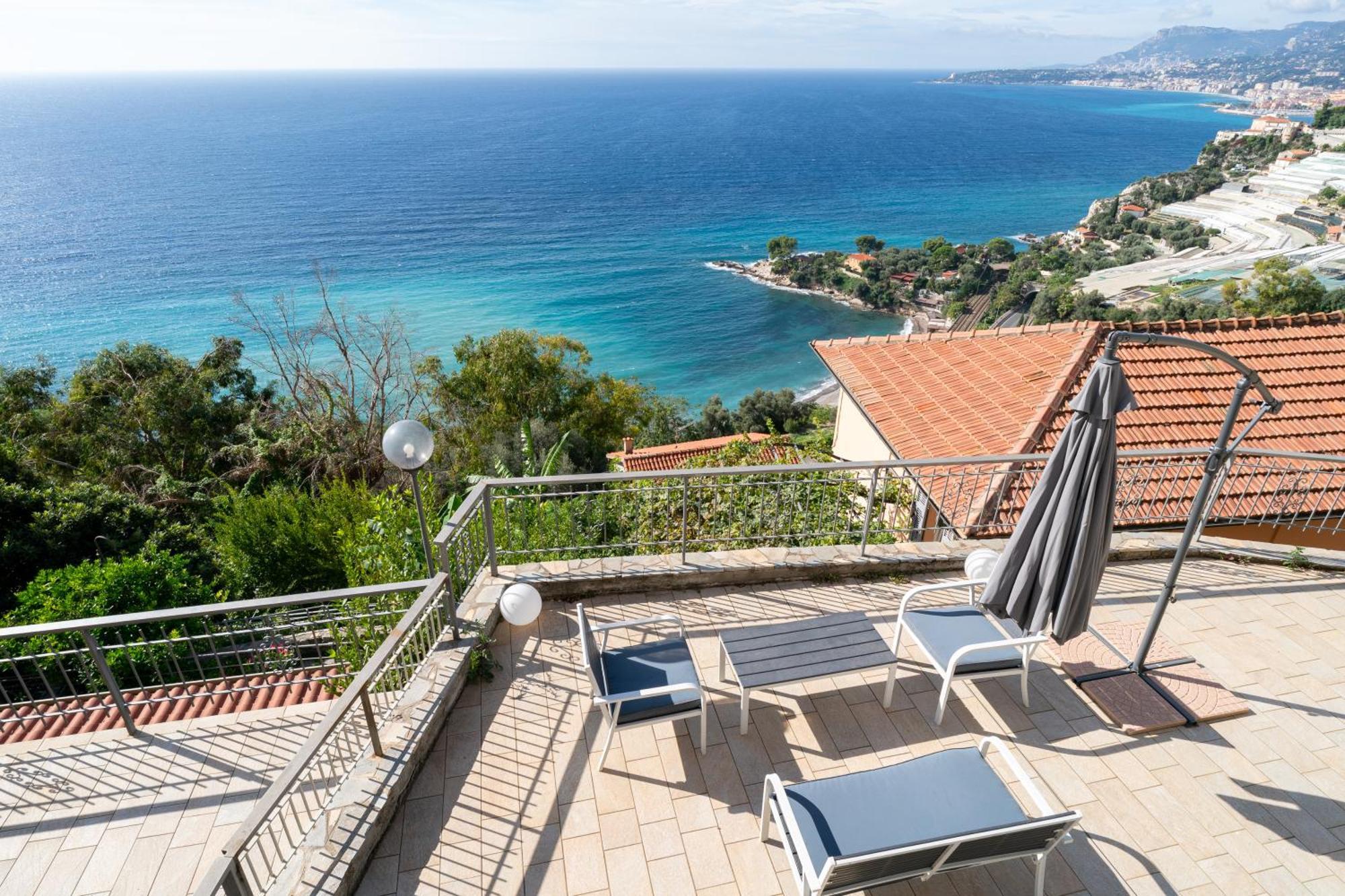 Appartamento Casa Grimaldi - Terrace & Sea View Ventimiglia Esterno foto